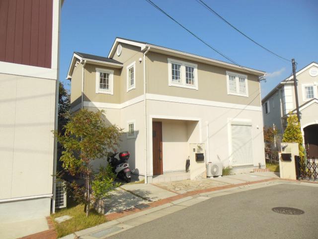 Local appearance photo. Land: 154.30 square meters building: 103.89 square meters in December 2009 Built