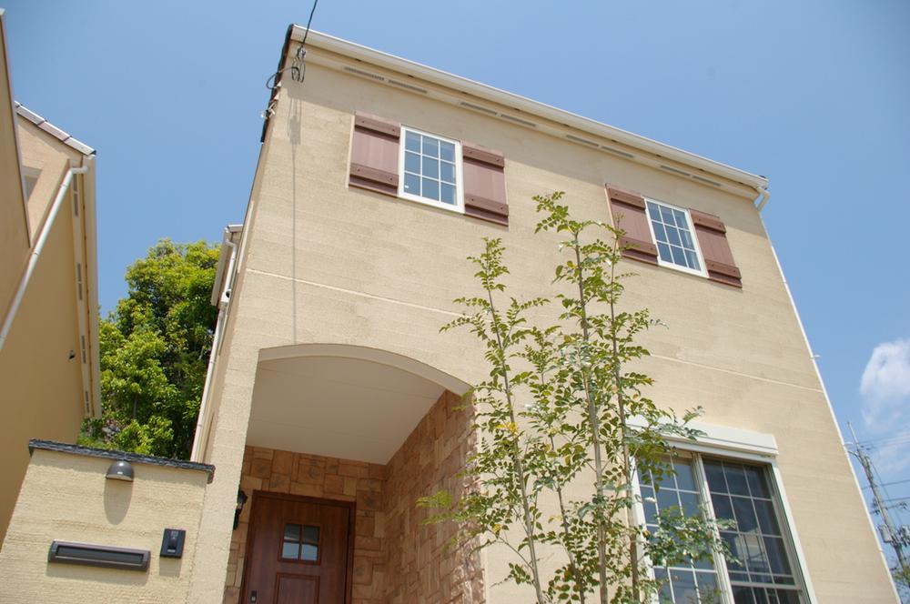 Local appearance photo