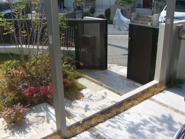 Other. Entrance approach Partial