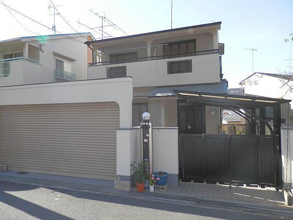 Local appearance photo. Local (11 May 2013) Shooting