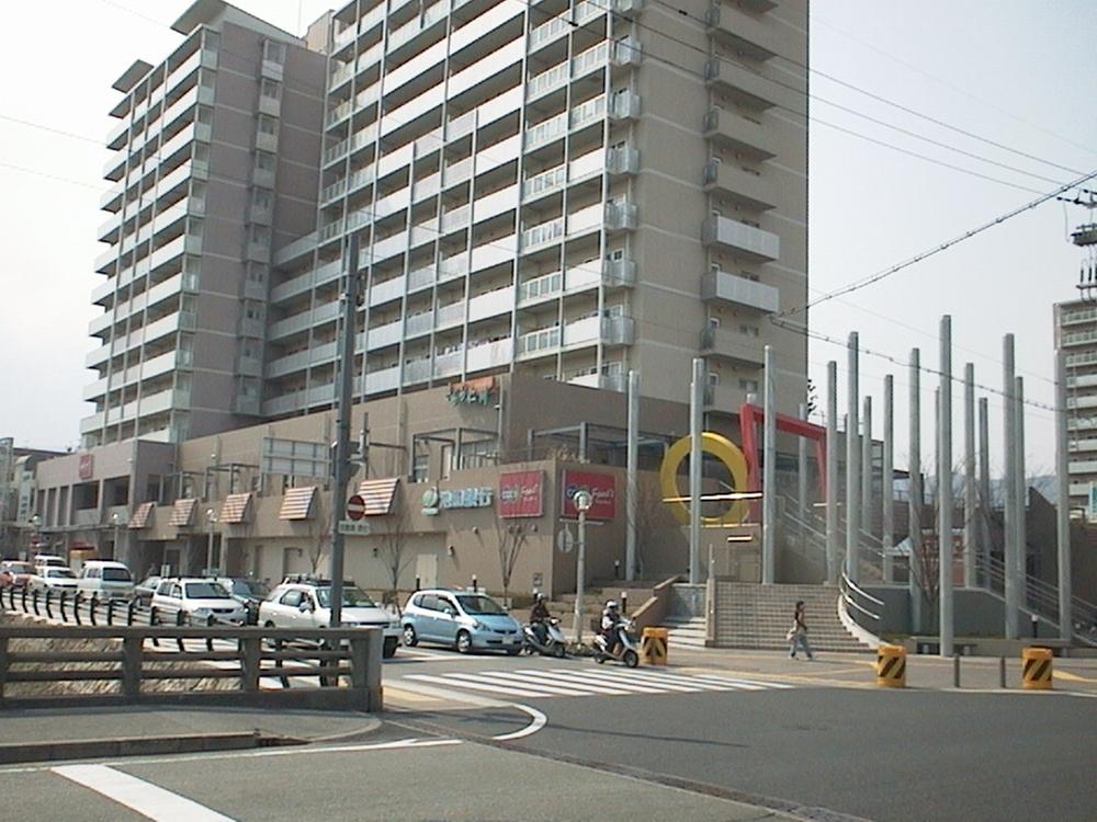 Shopping centre. Sarara from Incheon 1109m