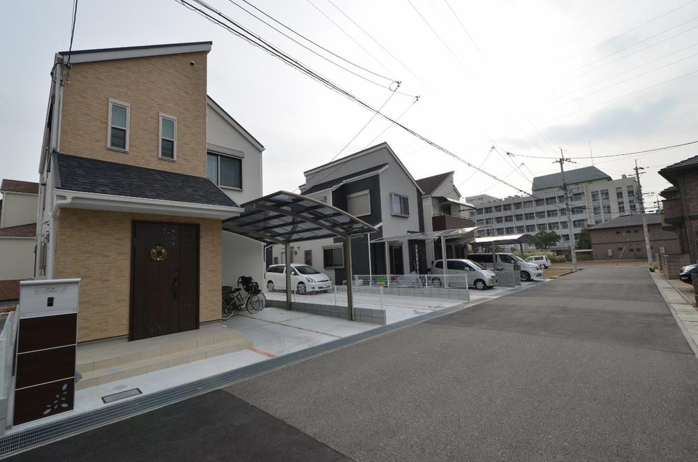 Same specifications photos (appearance). Example of construction photos of appearance