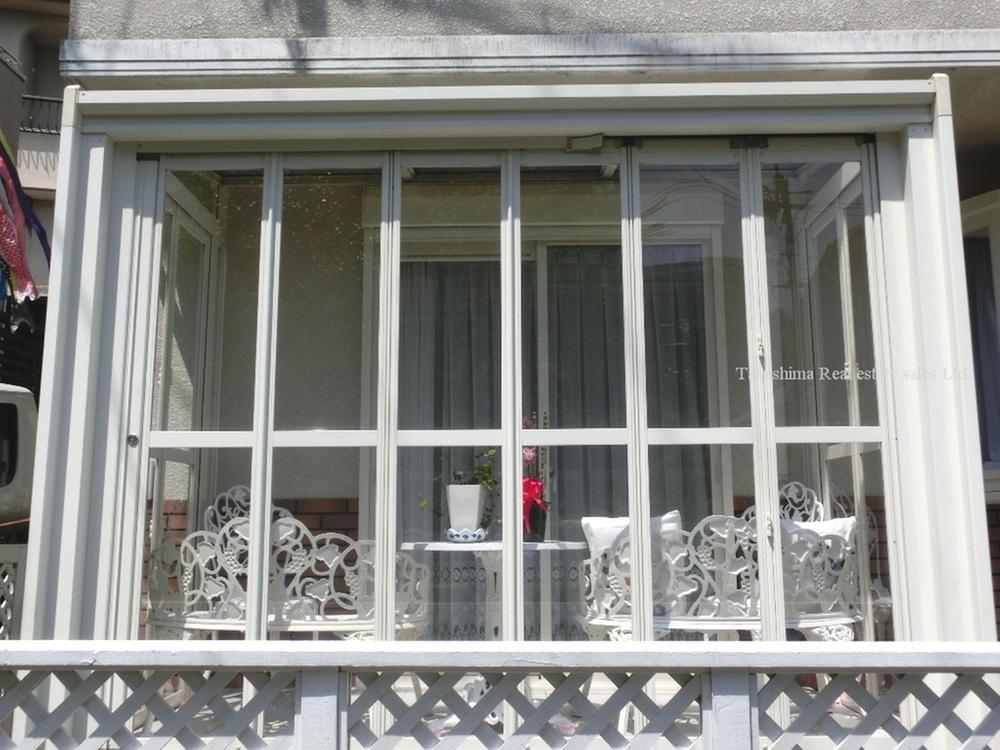 Other. Solarium is southeast.