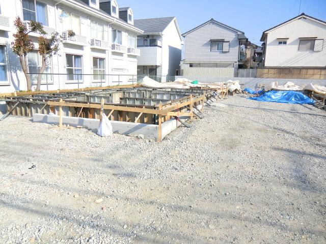 Local appearance photo. Local (12 May 2013) Shooting