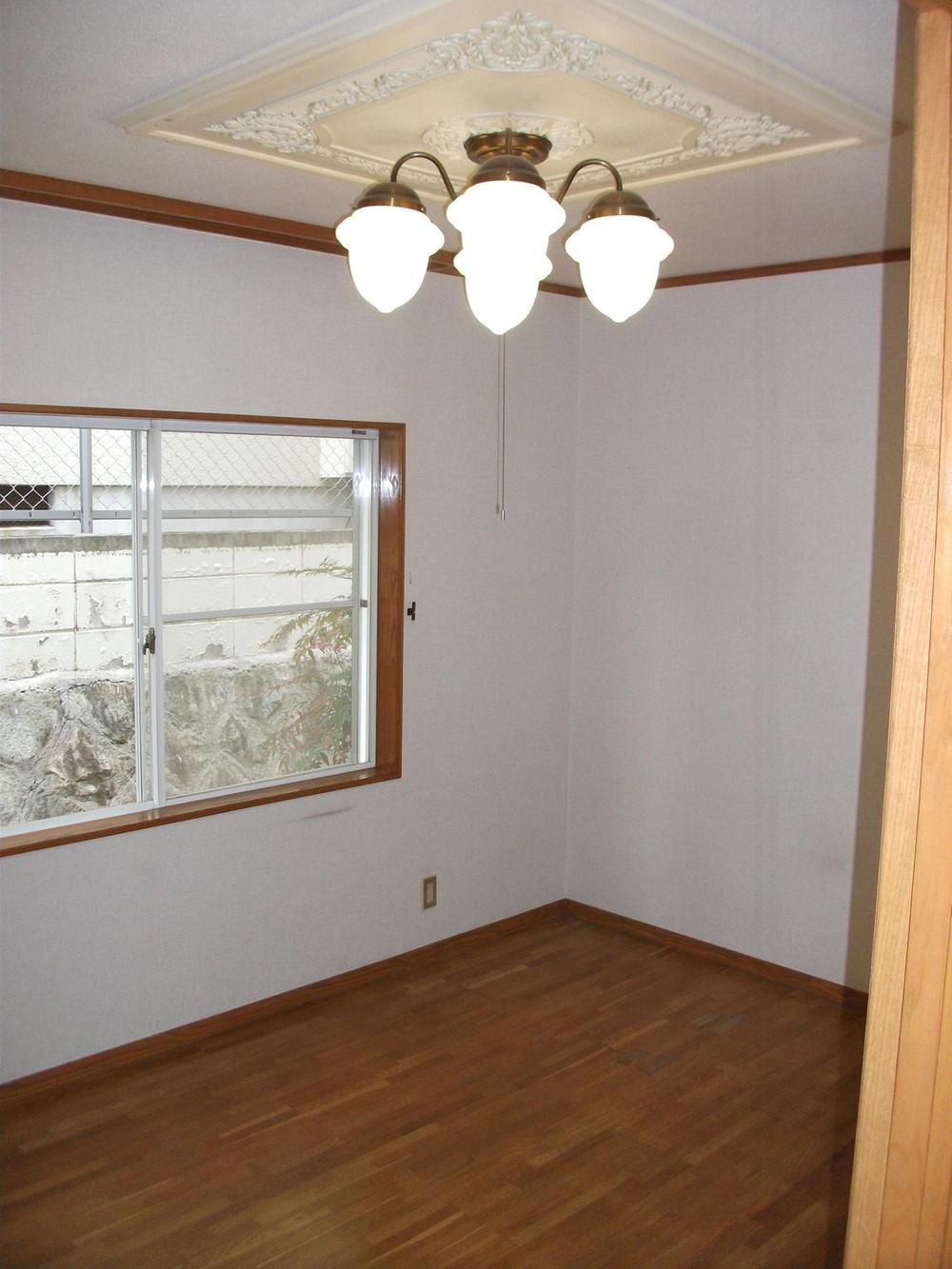 Non-living room. 1 Kaiyoshitsu