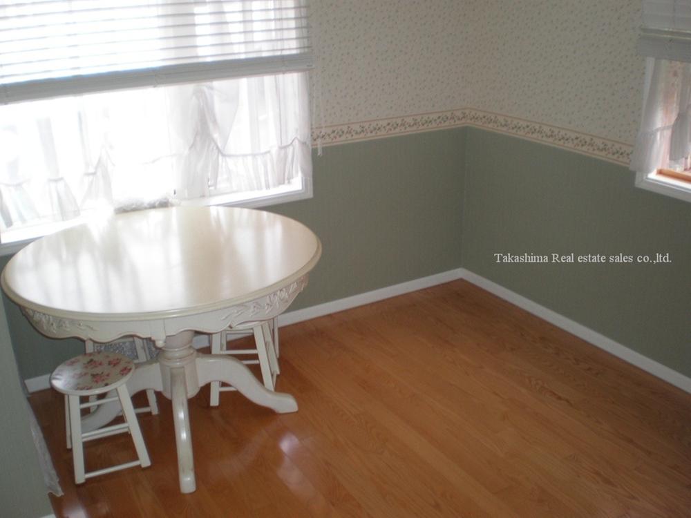 Non-living room. 3 Kaiyoshitsu.