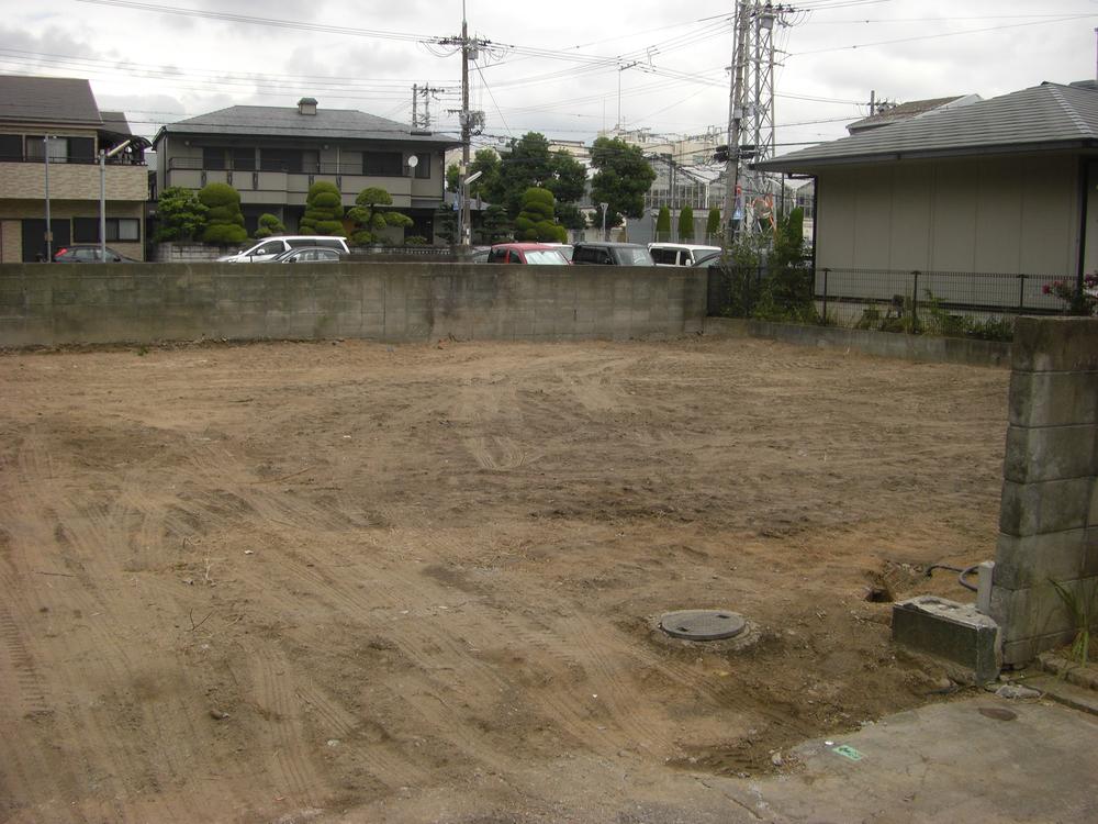 Other local. Local (October 2013) using the shooting surplus site Would you like to rent parking lot owners (3 ~ Four)