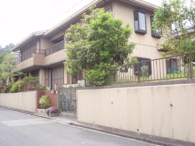 Local appearance photo