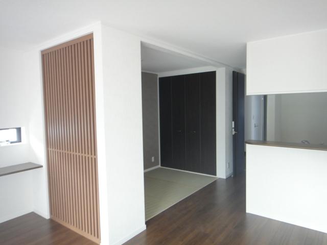 Non-living room. Our same specification model house