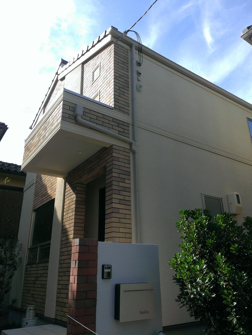 Local appearance photo