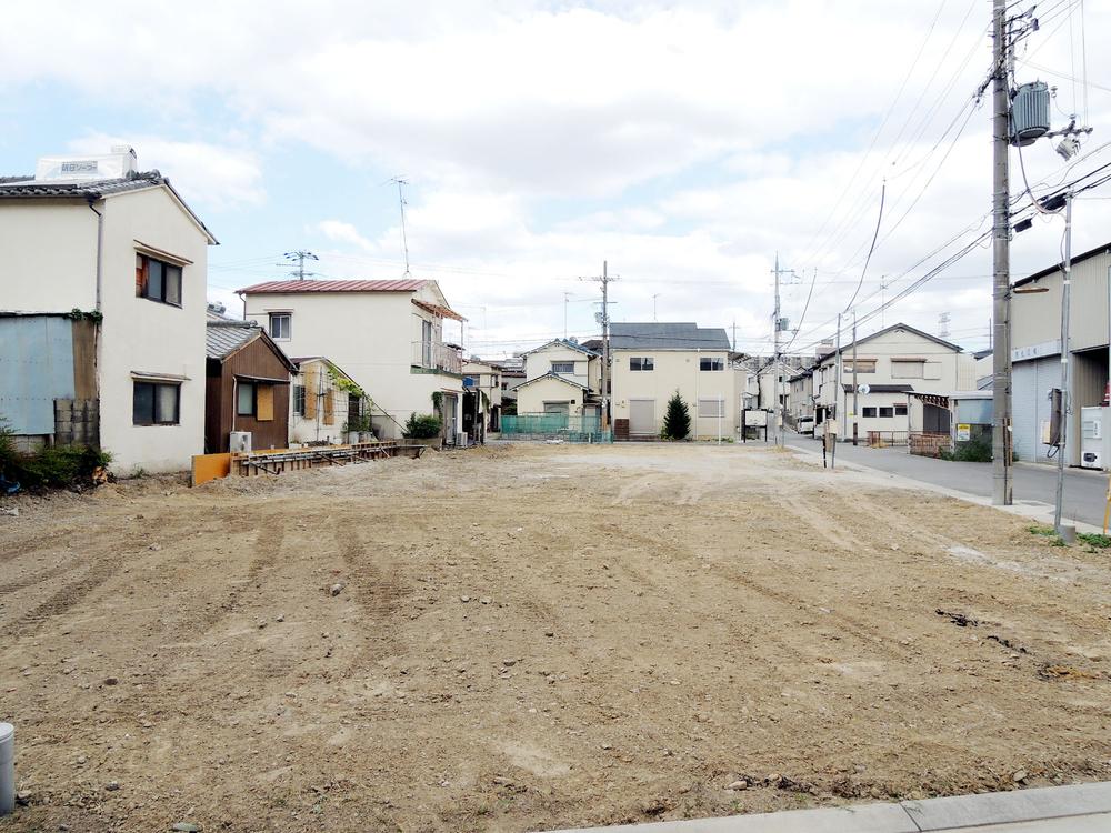 Local appearance photo. Local shooting