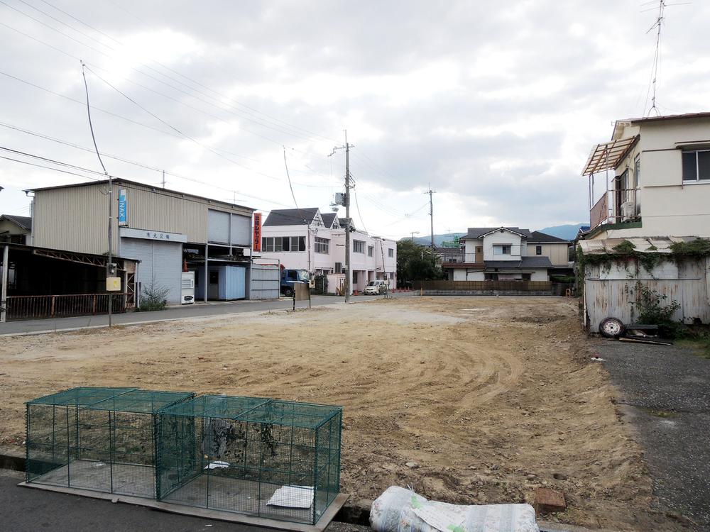 Local appearance photo. Local shooting