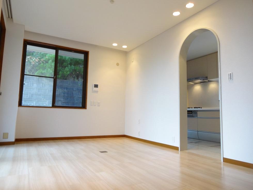 Living. About 25.4 Pledge of spacious living