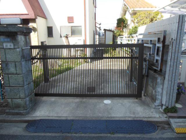 Parking lot. Local (April 2012) shooting