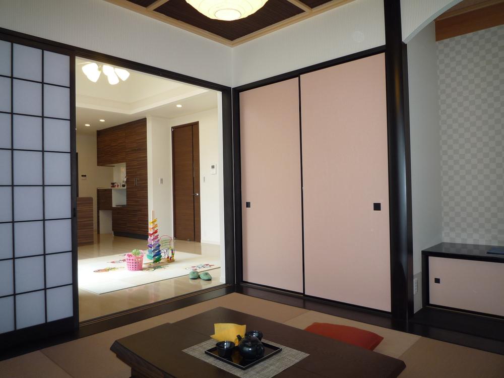 Non-living room. Stylish Japanese-style room