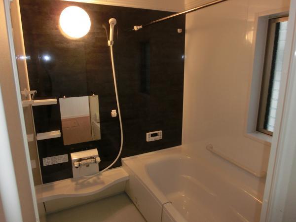 Same specifications photo (bathroom). ■ Same specification bathroom ■ The bathrooms are of course 1 tsubo type. Cleaning in the unit specification is also happy to.