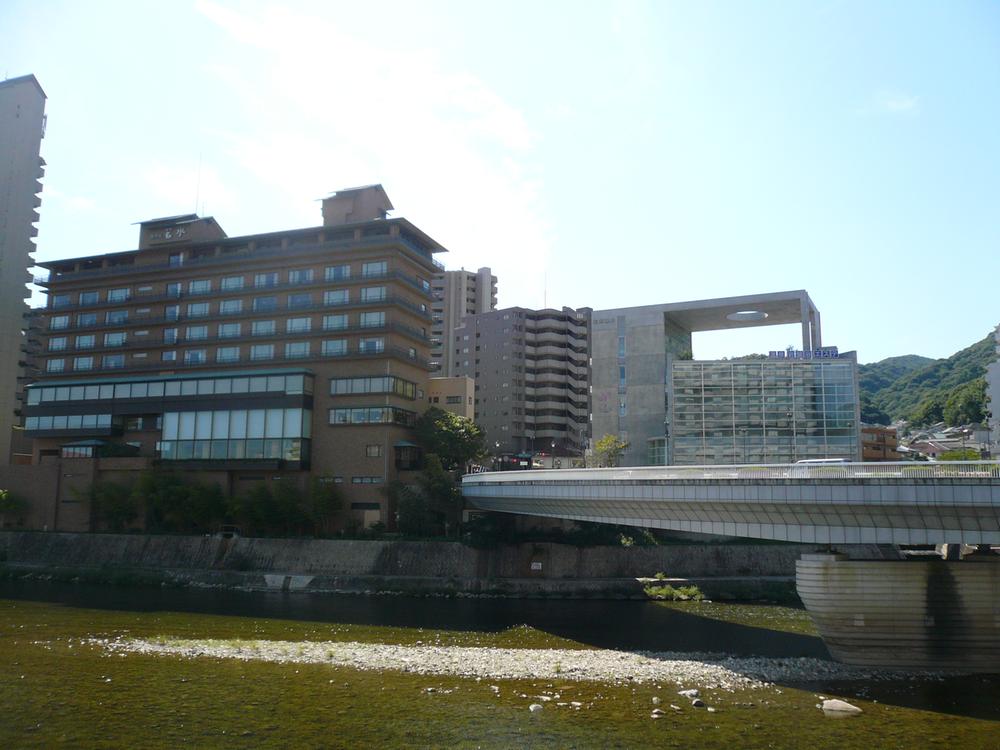 Streets around. Takarazuka is in front of the station there is a also a relic now Takarazuka Onsen