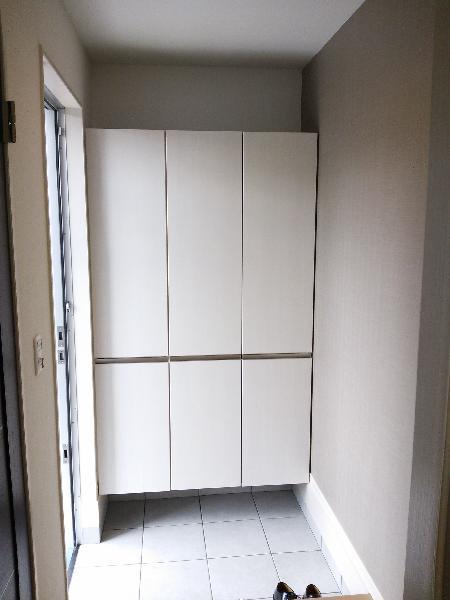 Receipt. Entrance storage