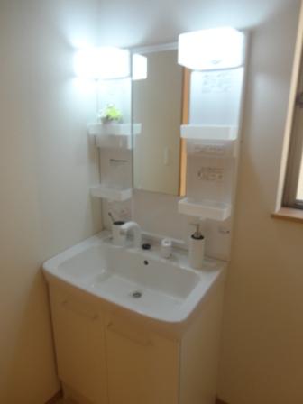 Other. Indoor (September 2013) Shooting (D No. land)