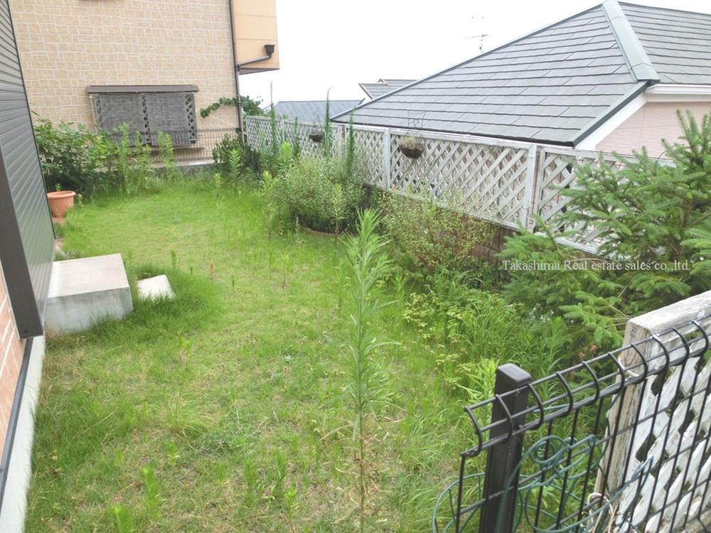 Garden. Upland ・ Because the south-facing garden day is good.