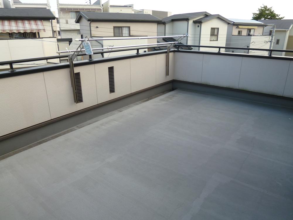 Balcony. Local (11 May 2013) Shooting