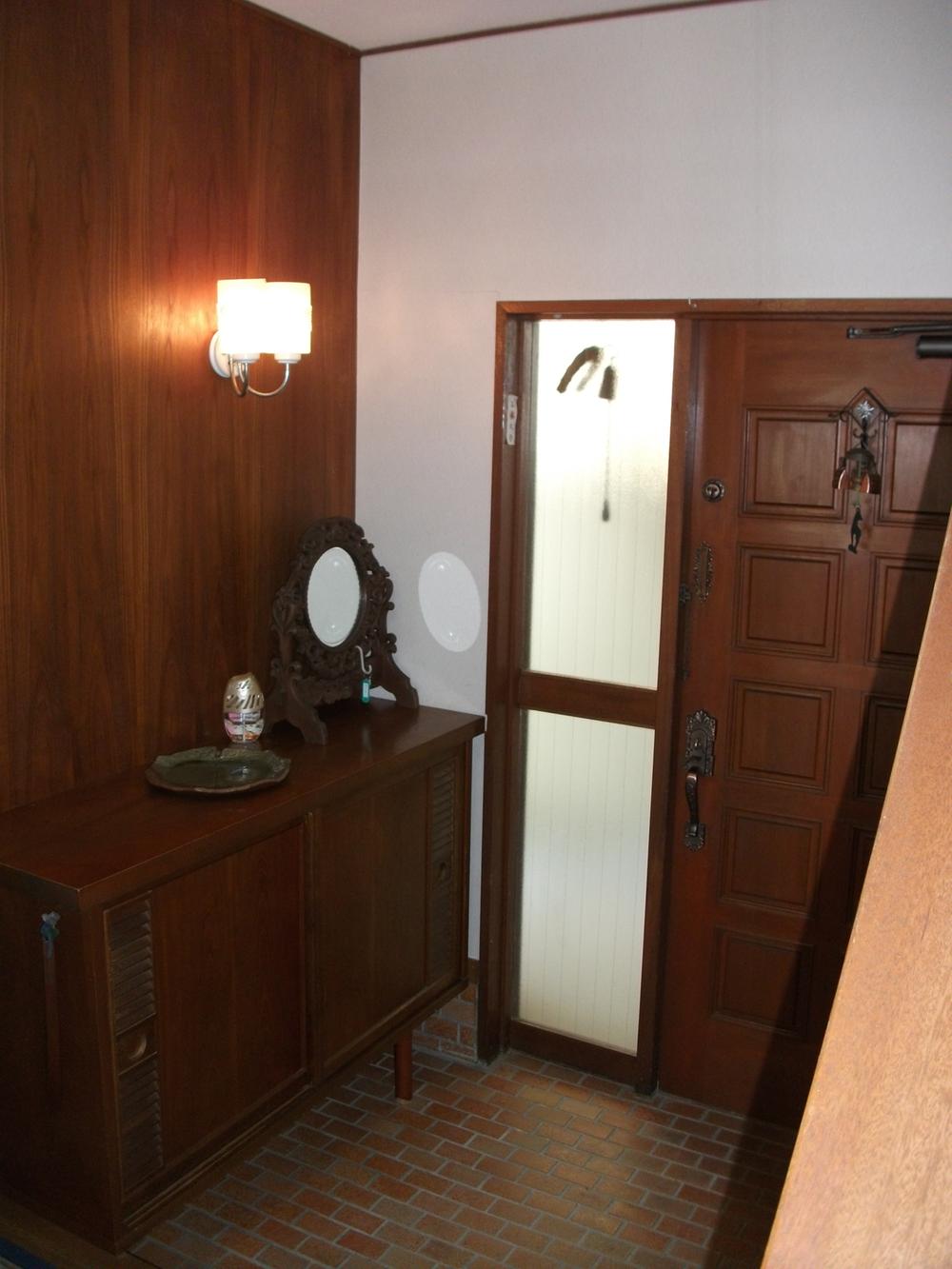 Entrance. Entrance is the indoor side.