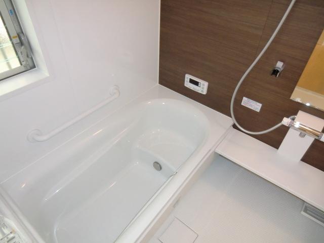 Same specifications photo (bathroom). Same specifications photo (bathroom) Karari floor dry and crisp! With bathroom heating dryer!
