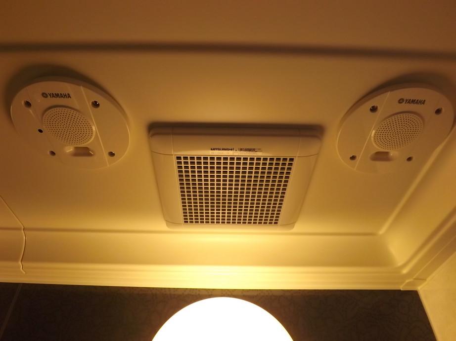 Cooling and heating ・ Air conditioning. Local photo (bathroom heating dryer)
