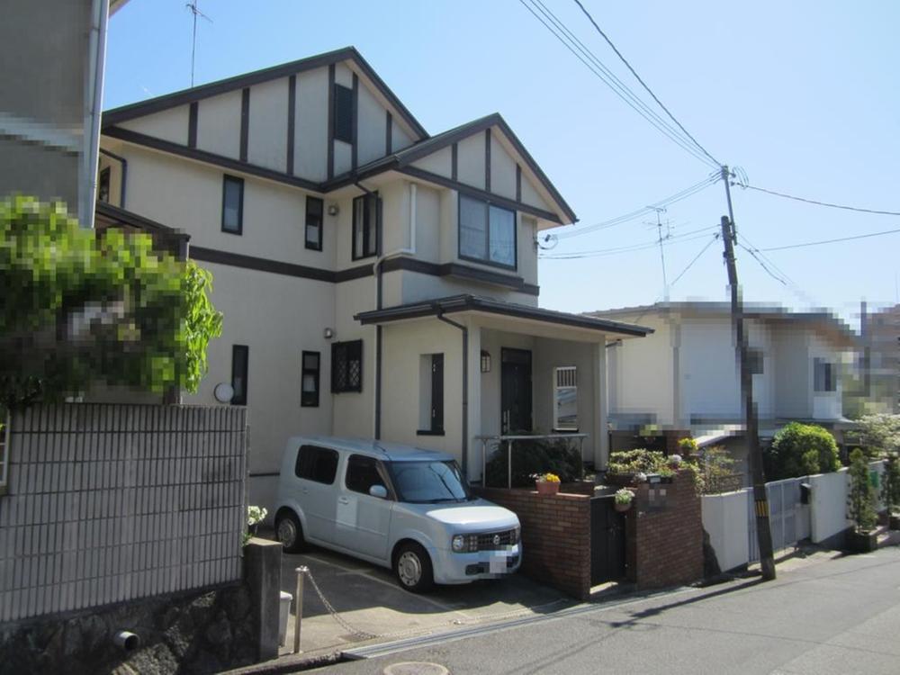 Local appearance photo