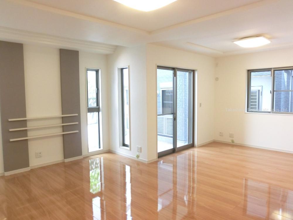 Living. LDK 18 Pledge of leeway. Luster luxury flooring and wall objects.