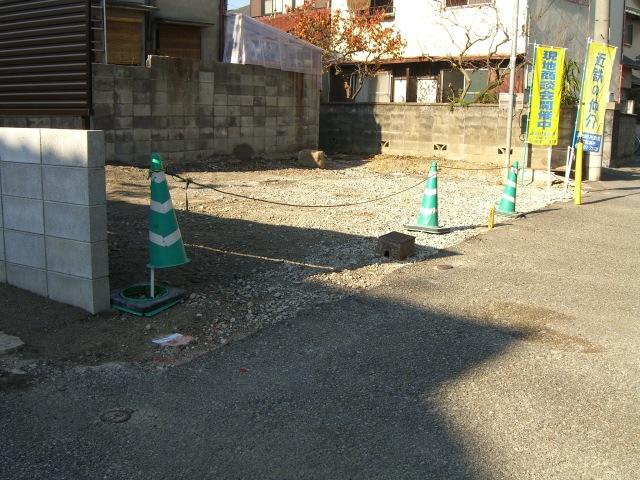 Local appearance photo. Local (12 May 2013) Shooting