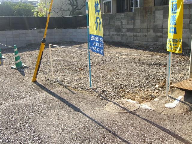 Local appearance photo. Local (12 May 2013) Shooting