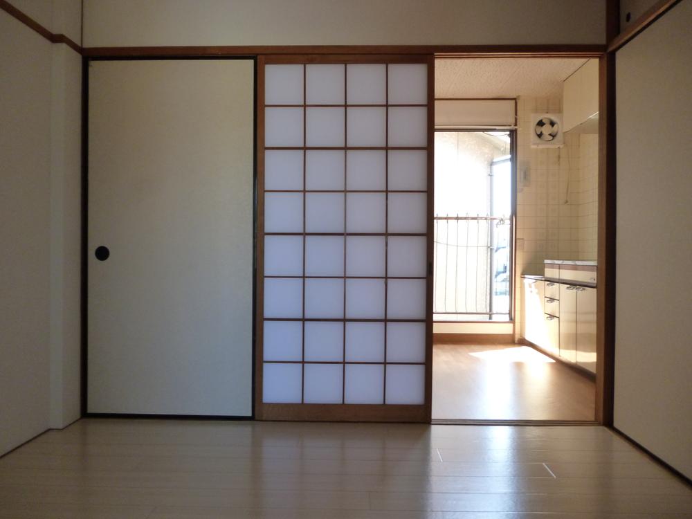 Non-living room. Western-style 99