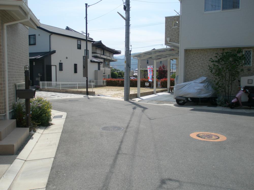 Local photos, including front road. Local (May 2013) Shooting