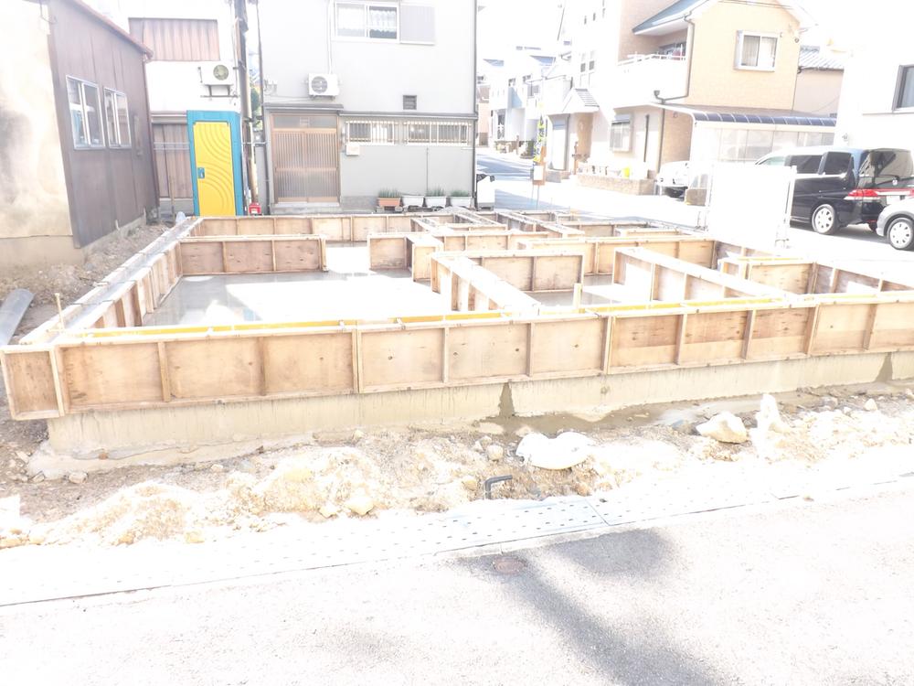 Local appearance photo. Local (10 May 2013) Shooting