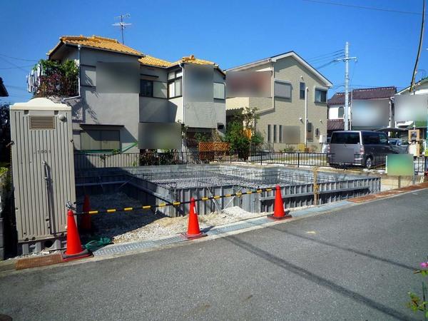 Local appearance photo. Local shooting