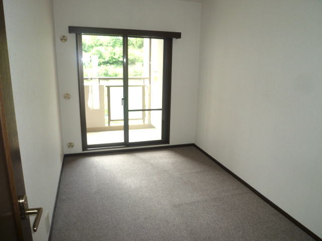 Other room space. Western-style 3