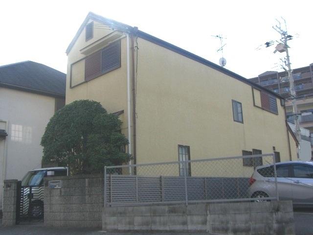 Local appearance photo. Indoor (12 May 2013) Shooting