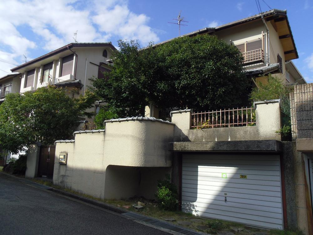 Local appearance photo. Southeast side appearance (2013 November shooting)