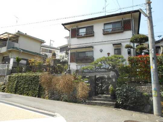 Local appearance photo. Taken from the east side road