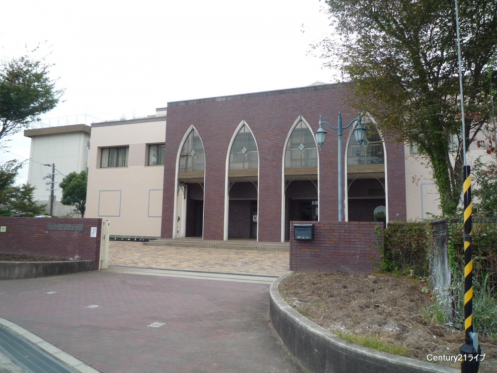 Junior high school. Takarazuka City Nagao 675m until junior high school (junior high school)