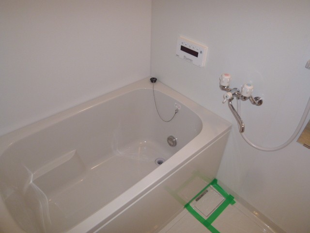 Bath. Reheating function with bus