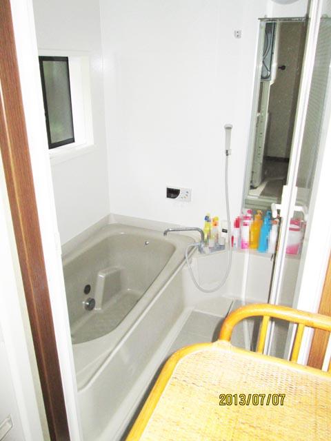 Bathroom. Indoor (July 2013) Shooting