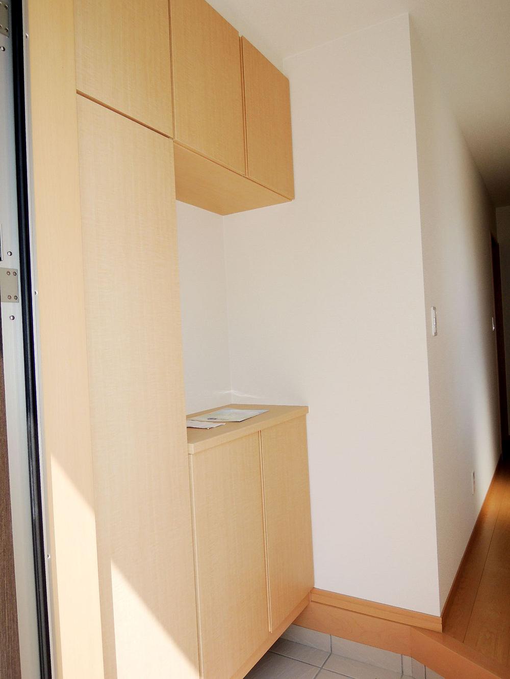 Entrance. Local shooting A No. land