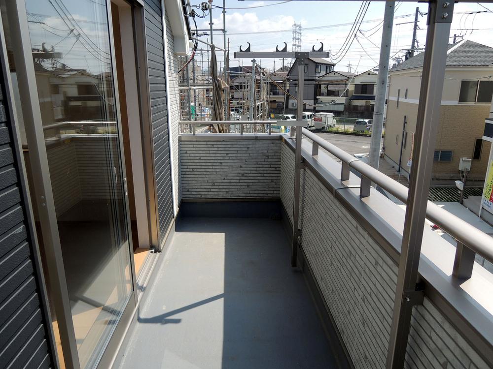 Balcony. Local shooting A No. land