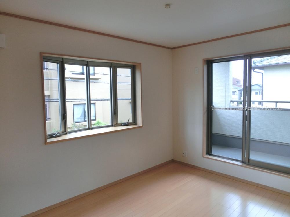 Non-living room. The second floor Western-style.