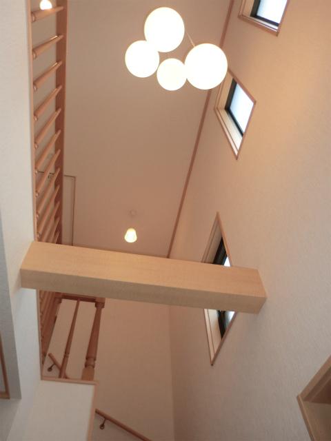 Entrance. Entrance on the blow