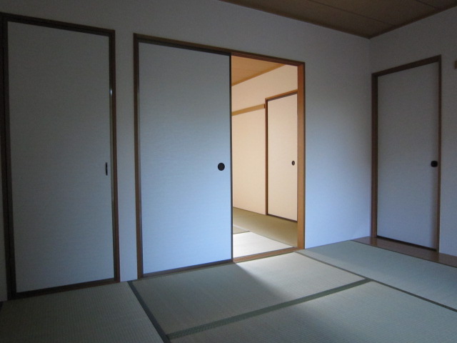 Other room space