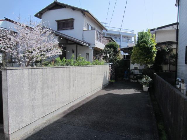 Local appearance photo. Local (March 2013) Shooting