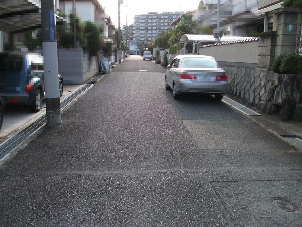 Local photos, including front road. South road